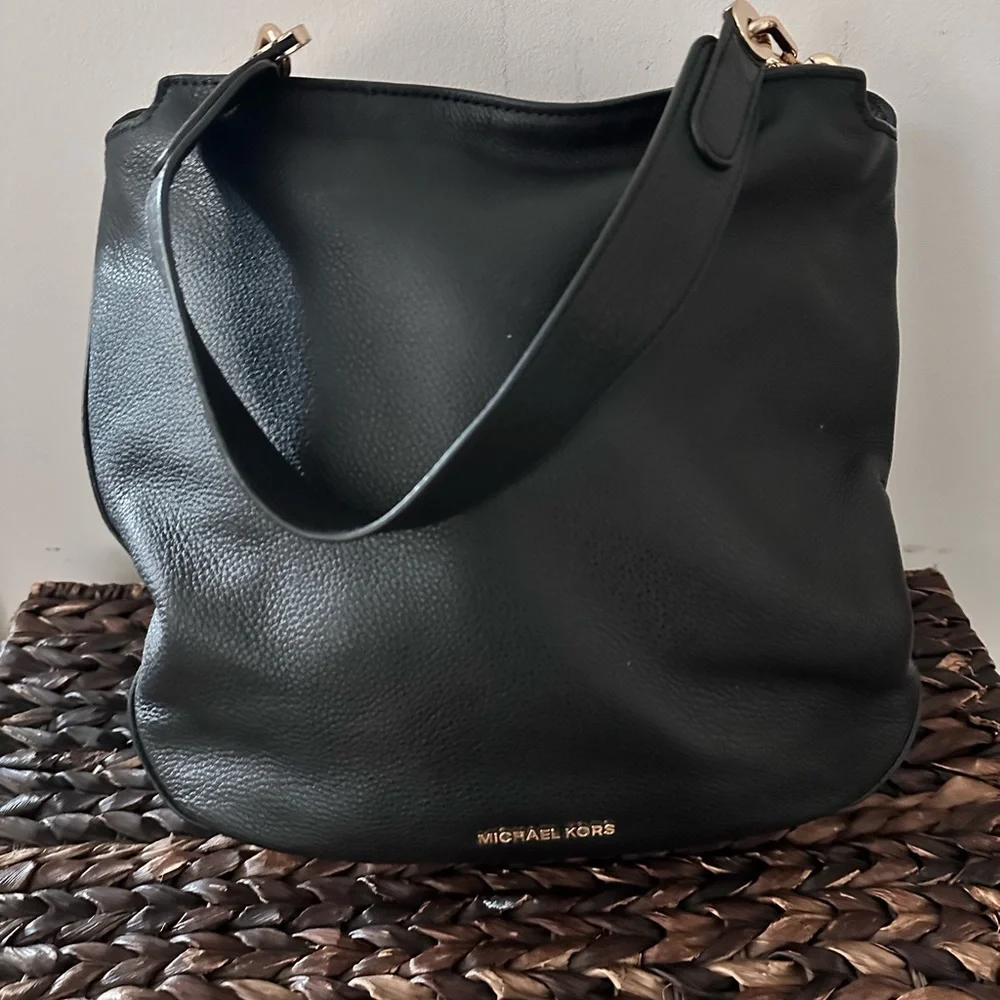 Michael Kors purse‎